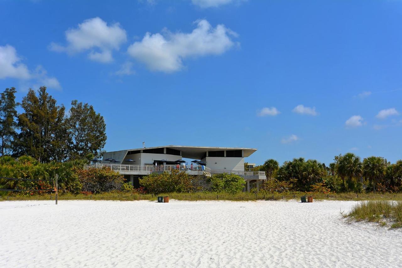Canal 315 - Right In Siesta Key Village! Exterior photo